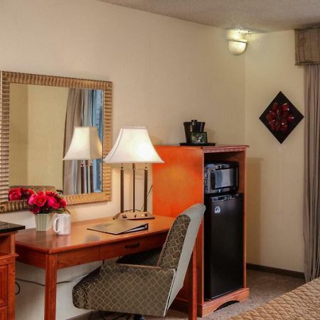 The Foothills Inn Rapid City Eksteriør billede